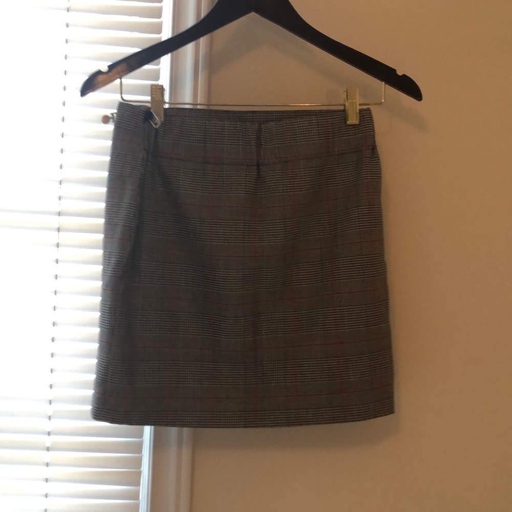 Mini skirt - Picture 2 of 2